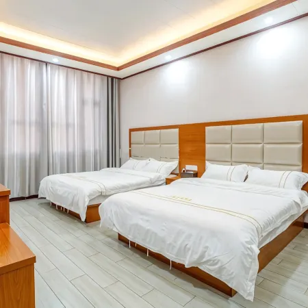 Yiyuan Mengya Homestay (Huangguoshu Waterfalls Scenic Area)