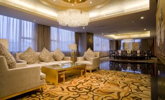 Peninsula Hotel