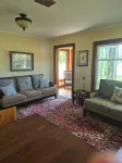 Vintage Island Home 2 Blocks From Town. 4 Bdrs, 2 Kitchens, 3 Bath. Can Sleep 14