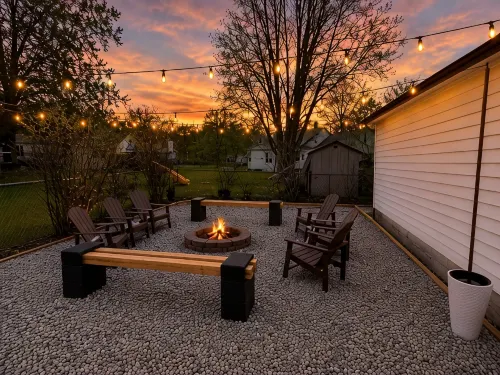 Cozy 5BR & 2 Bath-CLE, BW, IX Center-walkout basement - firepit - dog friendly!