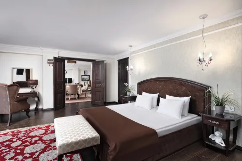 Business Continent Hotel