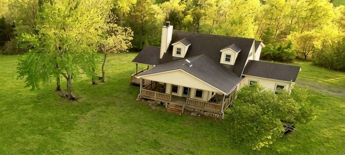 Summit House - 360° Ozark Views on 17 Private Acres Near Buffalo River Hotels in Searcy County