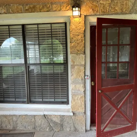 Charming 4-bedroom house in lovely Blanco with stunning outdoor spaces! Отели в г. Бланко
