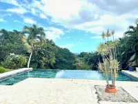 In the midst of the Green Butterfly, Maison La Samana offers comfort and tranquillity. - 3 Sao