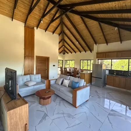 ático hermoso en el cuarto piso