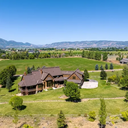 Rustic 8B Estate on 40 Acres – 9,900Sqft Estate on Private Ranch with 2 Hot Tubs