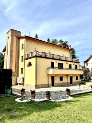 Luxury Apartment, strategic location, about 5 minutes from the historic center.