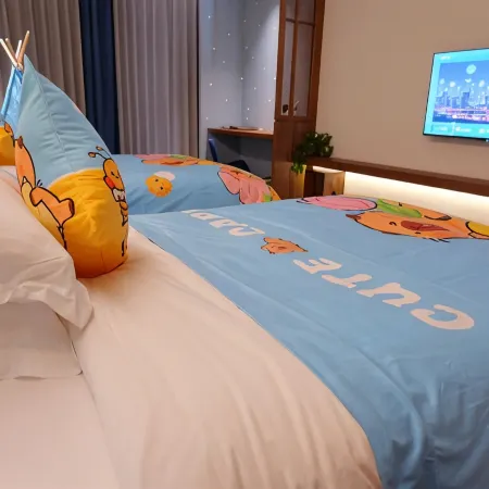 Yunmeng Lu Lake Resort Hotel