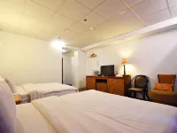 Jhiben Hot Spring Apartment Hôtels à proximité de : Gare de Zhiben