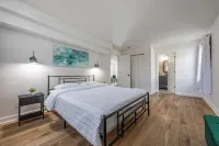 Near Ravinia and Navy Base, charming 3-bedroom house in peaceful Highland Park - 4 tähden