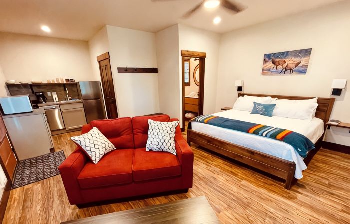 The Swan at Elk Ridge Village cabin 201A with views of Flathead Lake.