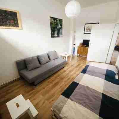 Quite, artsy apartment in a central location Rooms
