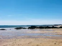 Delightful Beachside two-bedroom apartment - Apartments
