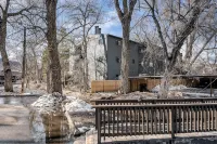 Perfect Spot! Walk to Pearl Street, CU, Google & hiking!