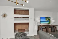 Oceanfront, Stunning, Renovated, Guests Love it!