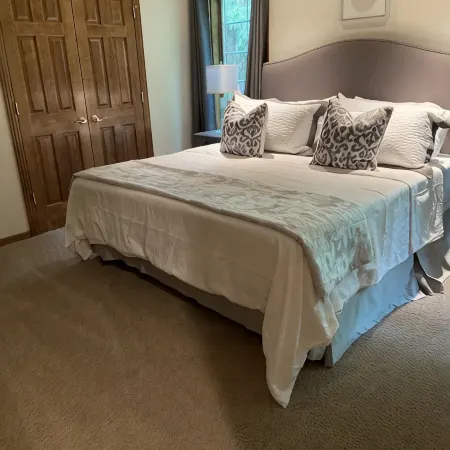 3 bed/3.5 bath Fish Creek condo: walking distance to beach/parks