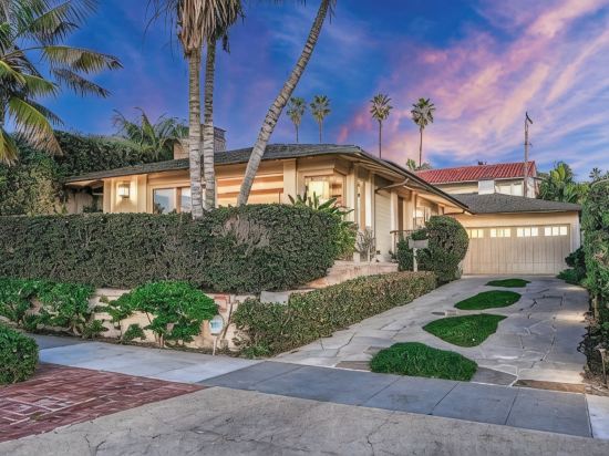 La Jolla Shores Beachfront Bliss with AC
