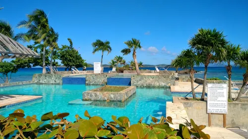 Stunning Beachfront Luxury Condo in Sapphire Beach Resort, St. Thomas W/D WiFi