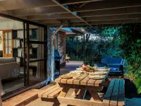 Comfort, Style, Relaxation. Your Home Away from Home Awaits! Hotels in Blenheim