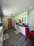 Charming Downtown Home on 5th street - Wi-Fi