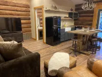 Teton Cabin- Columbia Mountain Ranch - Feriehus