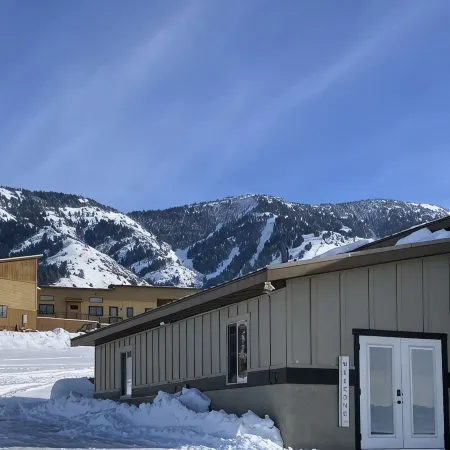 Valley View Mountain Getaway! Four Seasons of Fun!