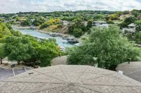 Tree House on Lake Travis #15