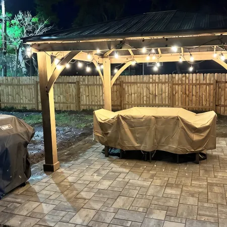 Welcome to...the good life, 4 bed 2 bath house located in the heart of Lincoln