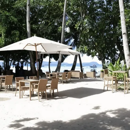 El Nido Mahogany Beach