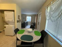 Sea Breeze - 2BR Apartment -  Near all beach excursions and WPB nightlife. -  Apartamentos vacacionales