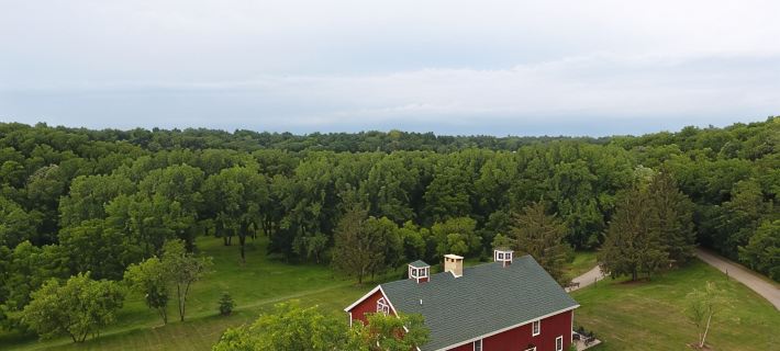 Annabel Lee Barn ~ A Getaway of Warmth & Charm! Ξενοδοχεία στην πόλη Dubuque