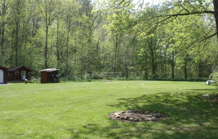 Vacation Rental Cabin, Keuka Lake Outlet-Trail, Wine Trail.  Brand New in 2016