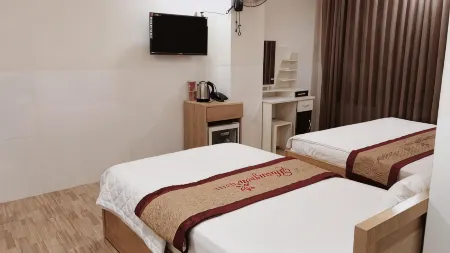 Hoang Son Hotel