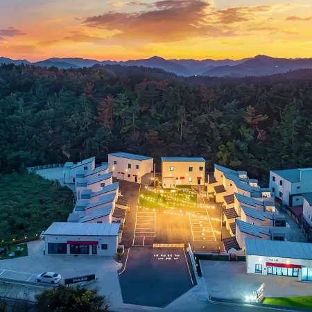 Pohang Stay Tikitaka Private Pool Villa