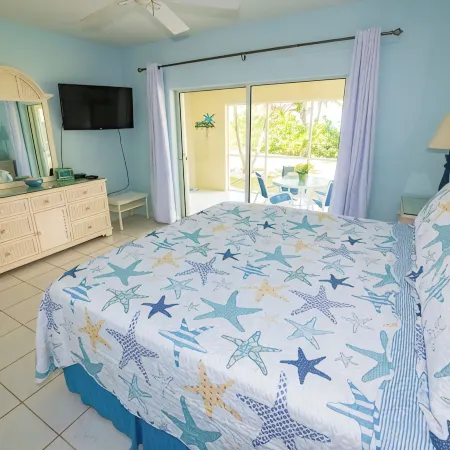 2023 Renovated The Retreat 17 Oceanview ground floor condo steps to ocean/beach