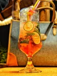 ELMA SUITES & LOUNGE - Pensions