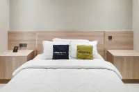 Urbanview Hotel Tentrem 2 near Alun Alun Blora - Wifi