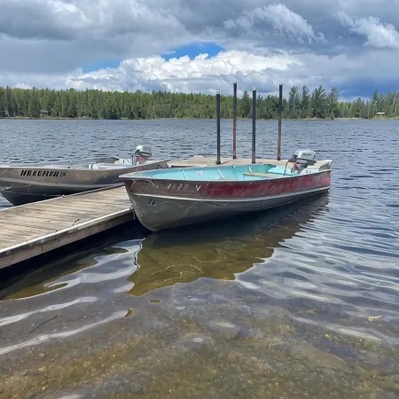 Cabin 2 'Waterfall' 2 BR, 5-6 pp, access to boats!