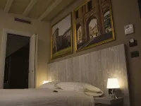 Palazzo Domanto Parma Apartments Hotels in Parma