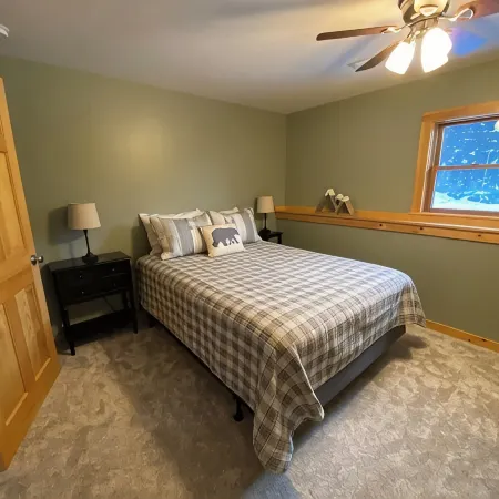 Mountain View Escape - Stunning Views! Bethlehem, NH Cabin Near Skiing & Hiking