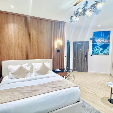 ATLANTIS HOTEL