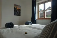 4-star Ott vacation apartment - with separate garden - at the foot of the Buchenberg