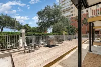 Spacious Downtown Cocoa Village Estate 1 with River Views!