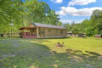 Quiet Lake Anna Rental-4Min Walk! King Bed/Game Barn/Fire Pits/Dock - Homestays