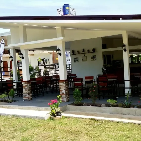 Greenfields Tourist Inn