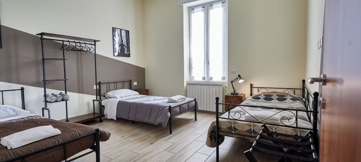 Charming apartment 3 bedrooms, 5 minutes walk from lake and train station Hôtels à&nbsp;: Lecco