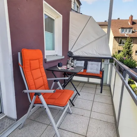 FeWo Galliet 1: 87Sqm, 2 Br, Balcony, Quiet & Close to Trade Fair