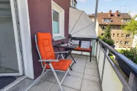 FeWo Galliet 1: 87Sqm, 2 Br, Balcony, Quiet & Close to Trade Fair