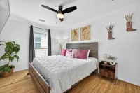 1714 Fairview 1KING/1BA Top Apt Duplex Pets Ok!10 FURNISED APARTMENTS ON-SITE. - Condos
