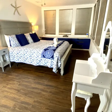 NEW Historic Vacation Home St. Augustine with Pool !